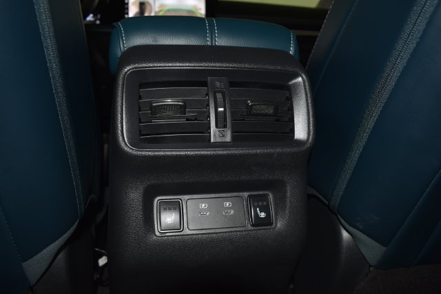 Certified 2026 Nissan Murano Platinum w/ Cargo Package AWD/4WD image 33