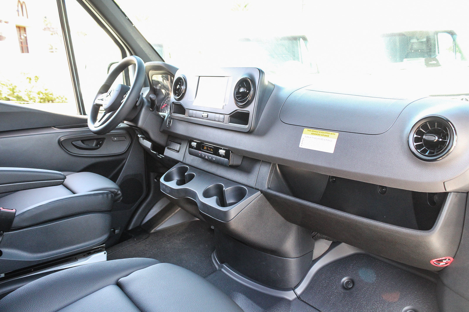 New 2024 Mercedes-Benz Sprinter 2500 image 13