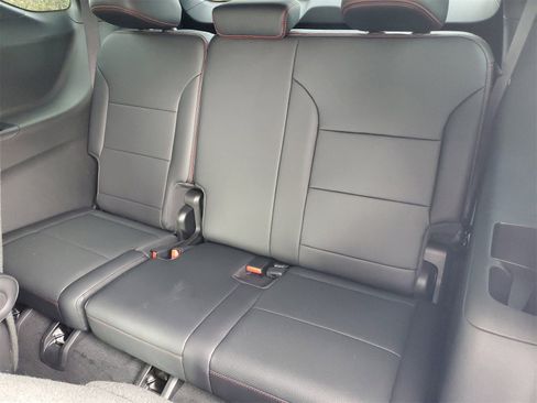 Used 2025 Chevrolet Traverse RS w/ LPO, Floor Liner Package image 13