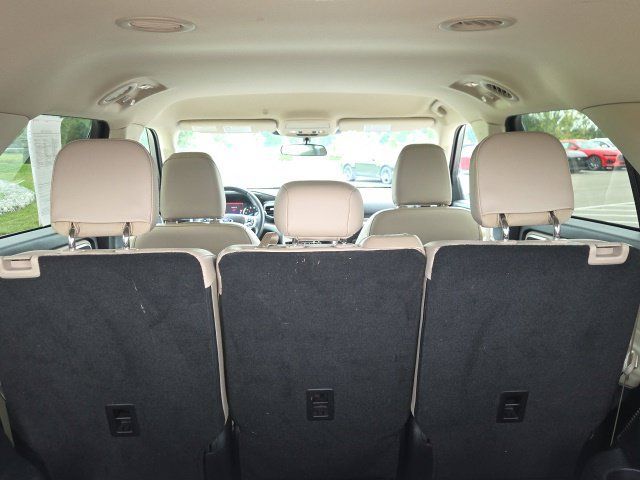 Used 2023 Ford Explorer XLT w/ Equipment Group 202A AWD/4WD image 12