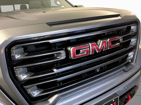 Used 2020 GMC Sierra 1500 AT4 w/ Technology Package AWD/4WD image 29