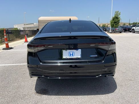 Used 2023 Honda Accord Sport image 5