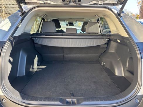 Used 2025 Toyota RAV4 XLE image 31