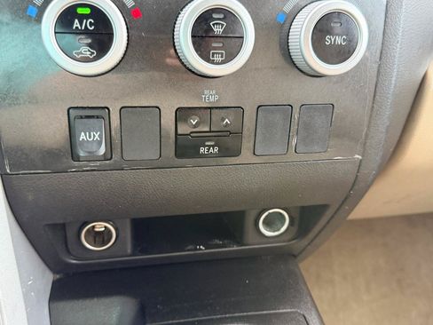Used 2008 Toyota Sequoia SR5 RWD image 29