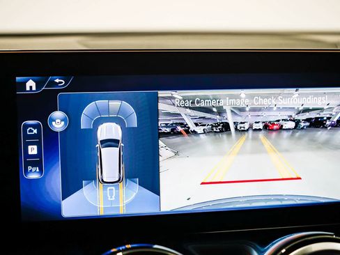 Used 2026 Mercedes-Benz GLB 250 image 24