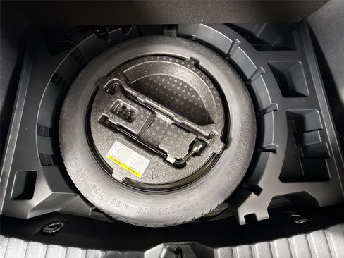 Certified 2024 Toyota Corolla Cross XLE image 53