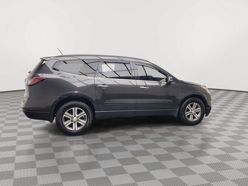 Used 2015 Chevrolet Traverse LT FWD image 40