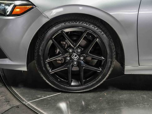 Used 2023 Honda Civic Sport image 9