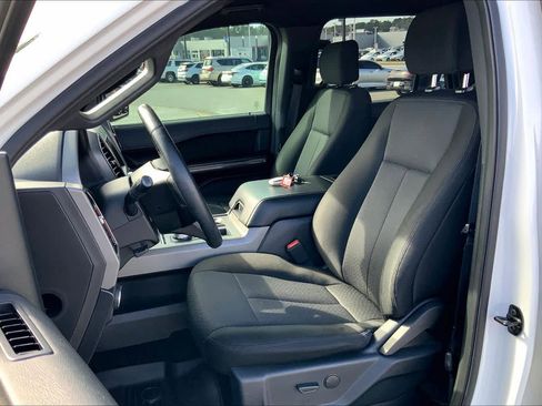 Used 2020 Ford Expedition Max XLT image 8