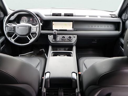 Certified 2024 Land Rover Defender 110 X-Dynamic SE AWD/4WD image 13