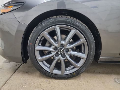 Used 2021 MAZDA MAZDA3 s image 17