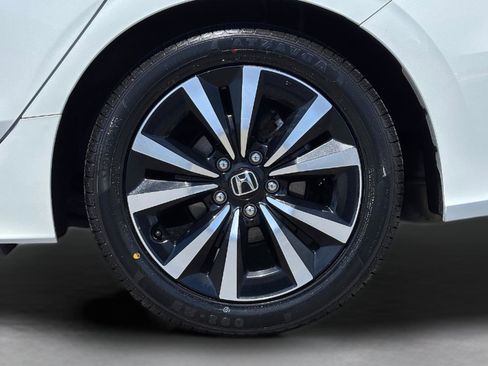 Certified 2023 Honda Civic EX-L image 10