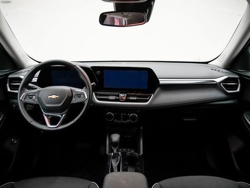 Used 2024 Chevrolet TrailBlazer LT w/ Convenience Package image 28