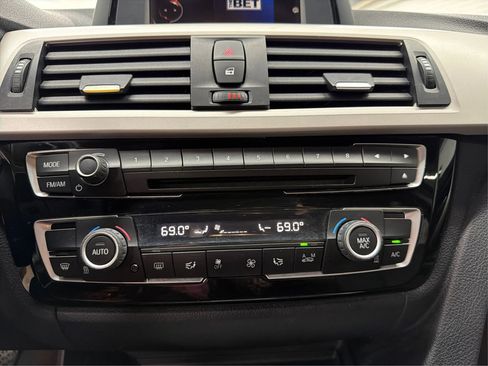 Used 2016 BMW 320i Sedan image 19