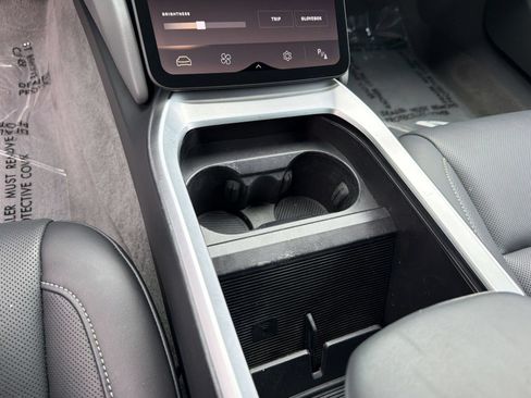 Used 2023 Lucid Air Pure AWD/4WD image 17