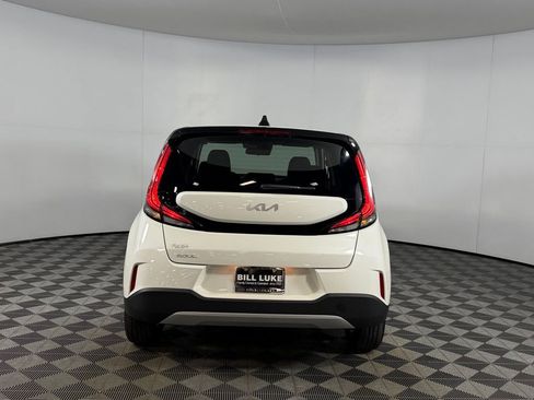 Used 2025 Kia Soul LX w/ LX Technology Package FWD image 7