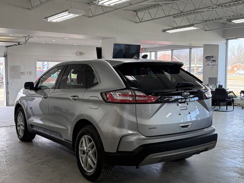 Used 2022 Ford Edge SEL image 5