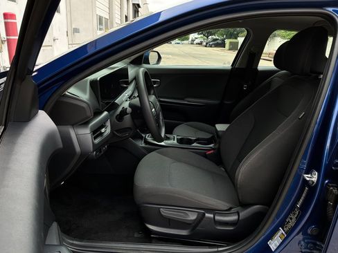 Used 2025 Kia K4 FWD image 10