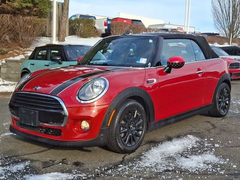 Used 2018 MINI Cooper Convertible image 28