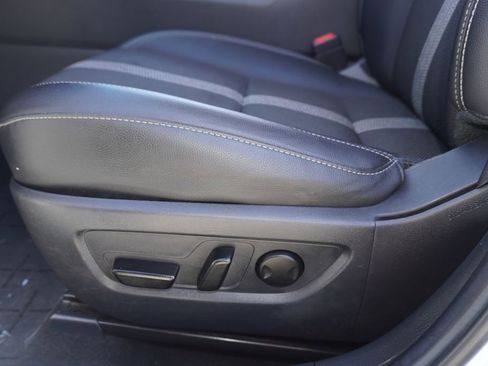 Used 2025 MAZDA CX-50 AWD 2.5 S w/ Preferred Package image 14