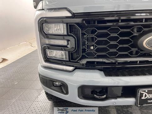 Used 2025 Ford F250 Lariat w/ Lariat Ultimate Package image 9