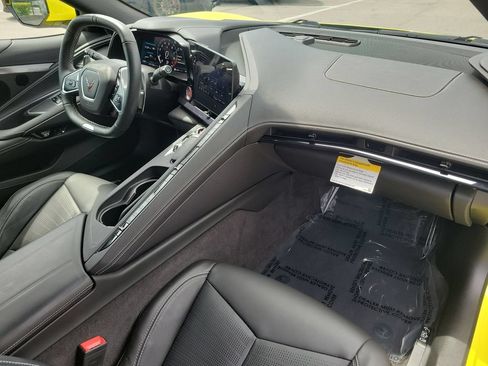 Used 2023 Chevrolet Corvette Z06 w/ Stealth Interior Trim Package RWD image 28