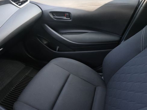 Used 2024 Toyota Corolla LE w/ LE Convenience Package FWD image 13