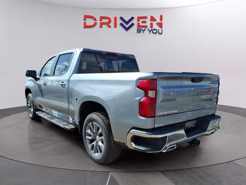 New 2026 Chevrolet Silverado 1500 LT image 3