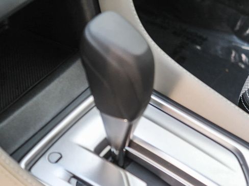 Certified 2024 Subaru Forester image 15