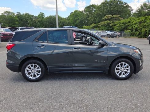 Certified 2020 Chevrolet Equinox LS FWD image 11