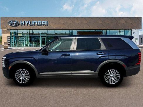 New 2026 Hyundai Palisade SE FWD image 3