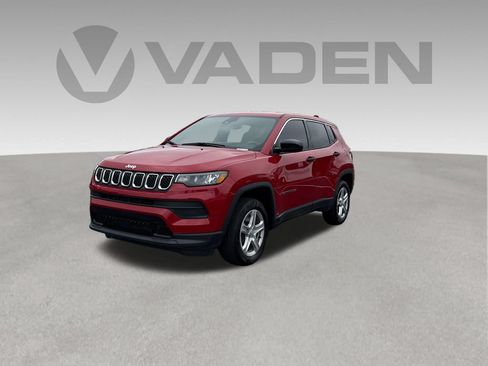 Used 2023 Jeep Compass Sport AWD/4WD image 1