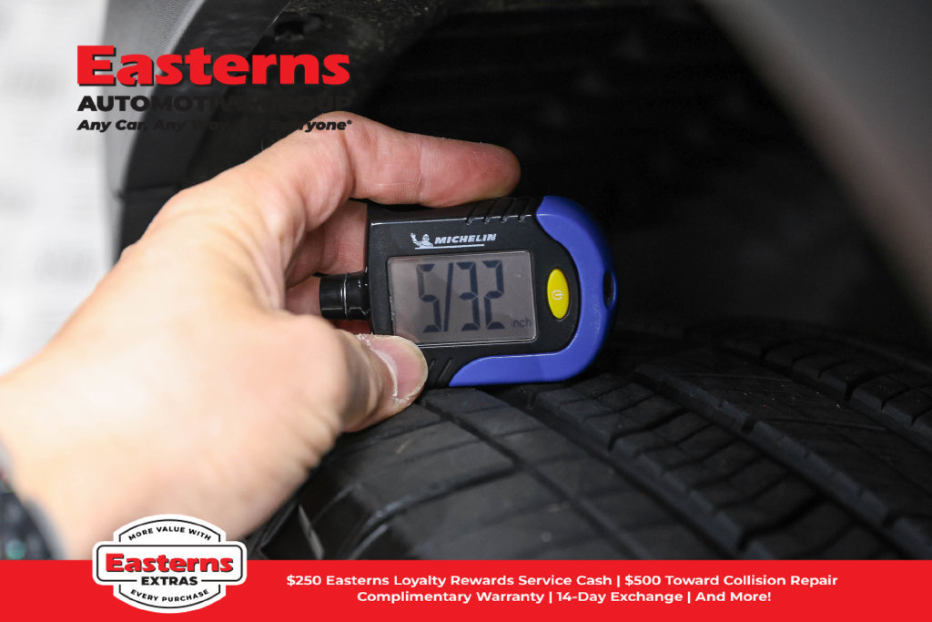 Used 2022 Jeep Grand Cherokee L Limited AWD/4WD image 32