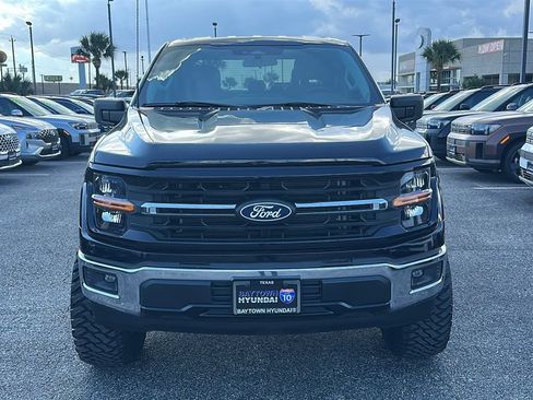 Used 2025 Ford F150 XLT w/ Equipment Group 301A Standard RWD image 11