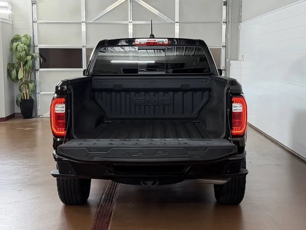 Used 2023 GMC Canyon Elevation w/ Convenience Package AWD/4WD image 5