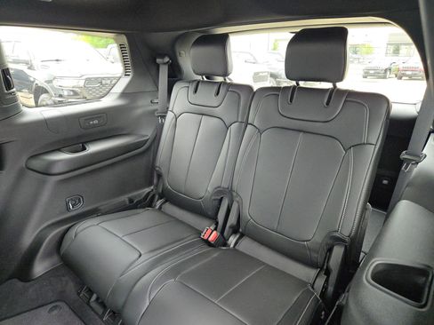 New 2026 Jeep Grand Cherokee L Limited AWD/4WD image 19