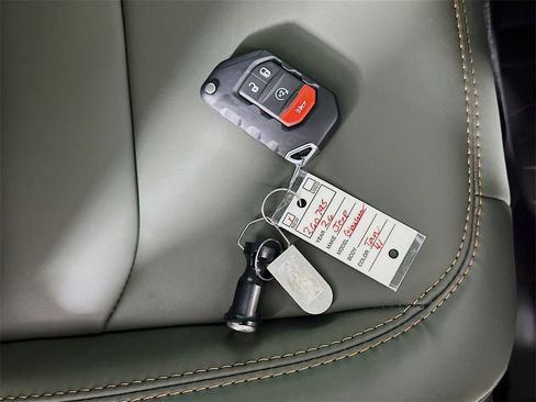 New 2026 Jeep Gladiator Mojave w/ Technology Group image 19