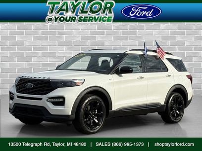 Certified 2023 Ford Explorer ST-Line w/ Class IV Trailer Tow Package