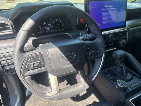 New 2026 Toyota 4Runner TRD Off-Road Premium AWD/4WD image 14