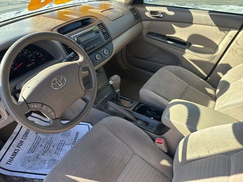Used 2006 Toyota Camry LE image 9