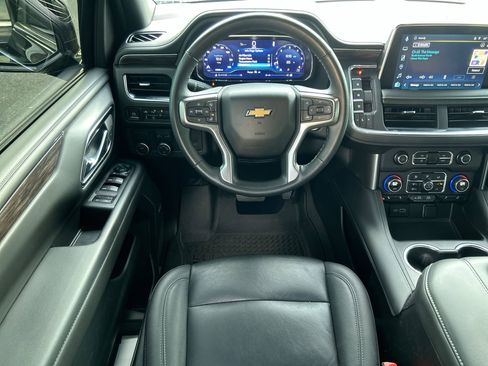 Used 2024 Chevrolet Tahoe LT w/ Luxury Package image 17