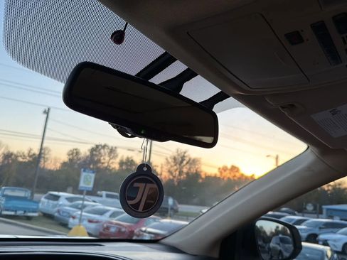 Used 2016 Toyota Highlander Limited Platinum image 41