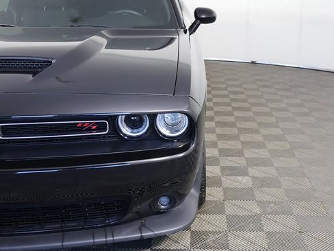 Used 2021 Dodge Challenger R/T image 11