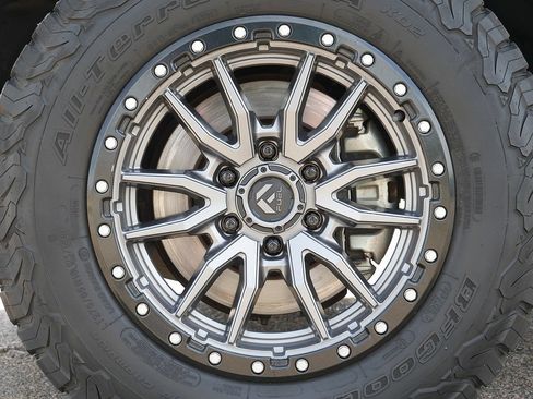 Used 2018 Ford F150 XLT w/ Equipment Group 302A Luxury AWD/4WD image 67