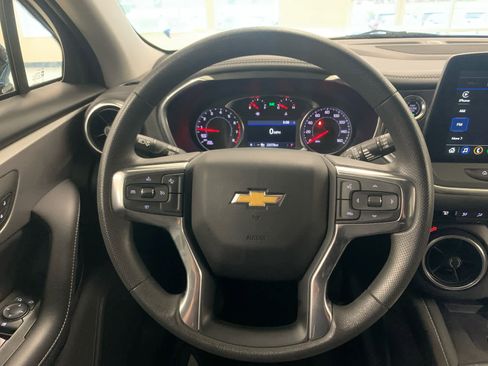Used 2024 Chevrolet Blazer LT w/ Convenience Package FWD image 19
