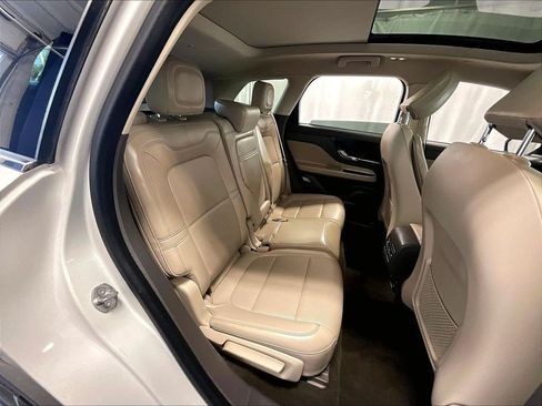 Used 2024 Lincoln Corsair AWD w/ Equipment Group 101A image 16