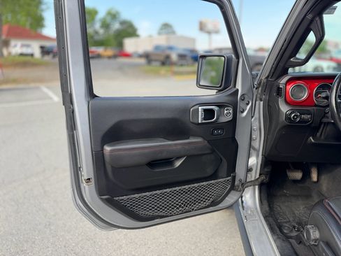 Used 2021 Jeep Wrangler Unlimited Rubicon AWD/4WD image 26