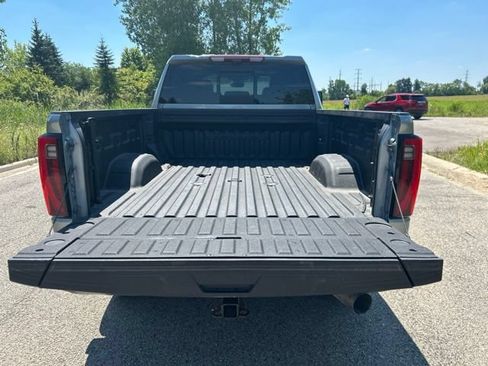 Used 2024 GMC Sierra 2500 Denali Ultimate w/ Max Trailering Package AWD/4WD image 6