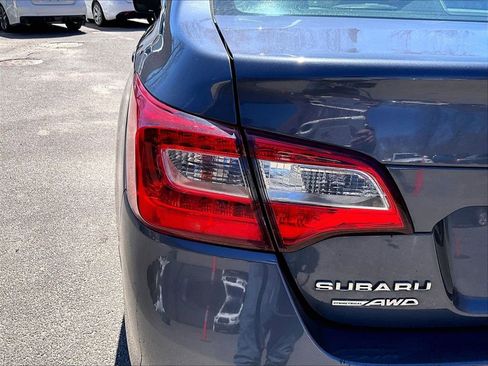 Used 2017 Subaru Legacy 2.5i Limited image 21