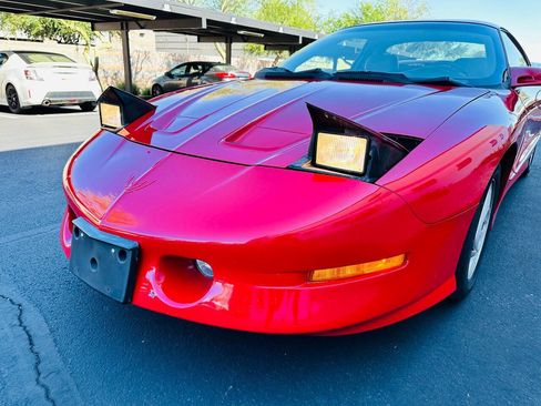 Used 1993 Pontiac Firebird Trans Am image 3